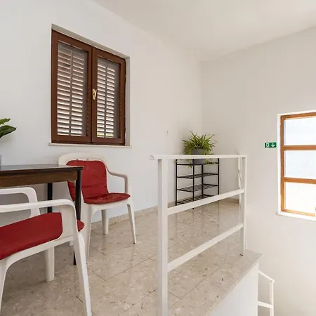 Appartement Mare 2 *